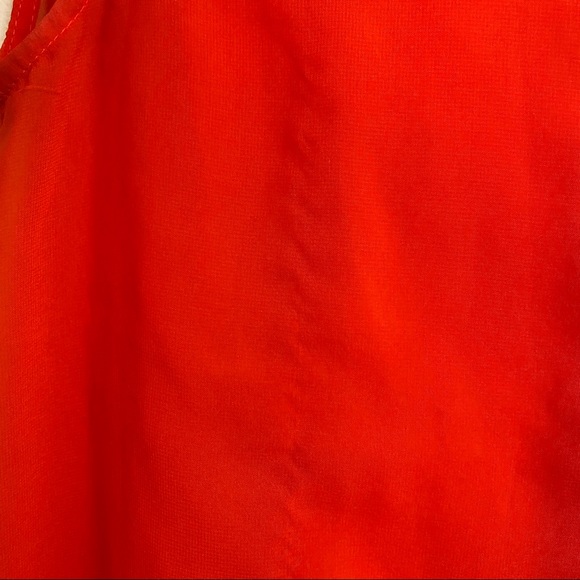 🔺 Red Sheer H&M Sleeveless Button Down - Picture 3 of 7